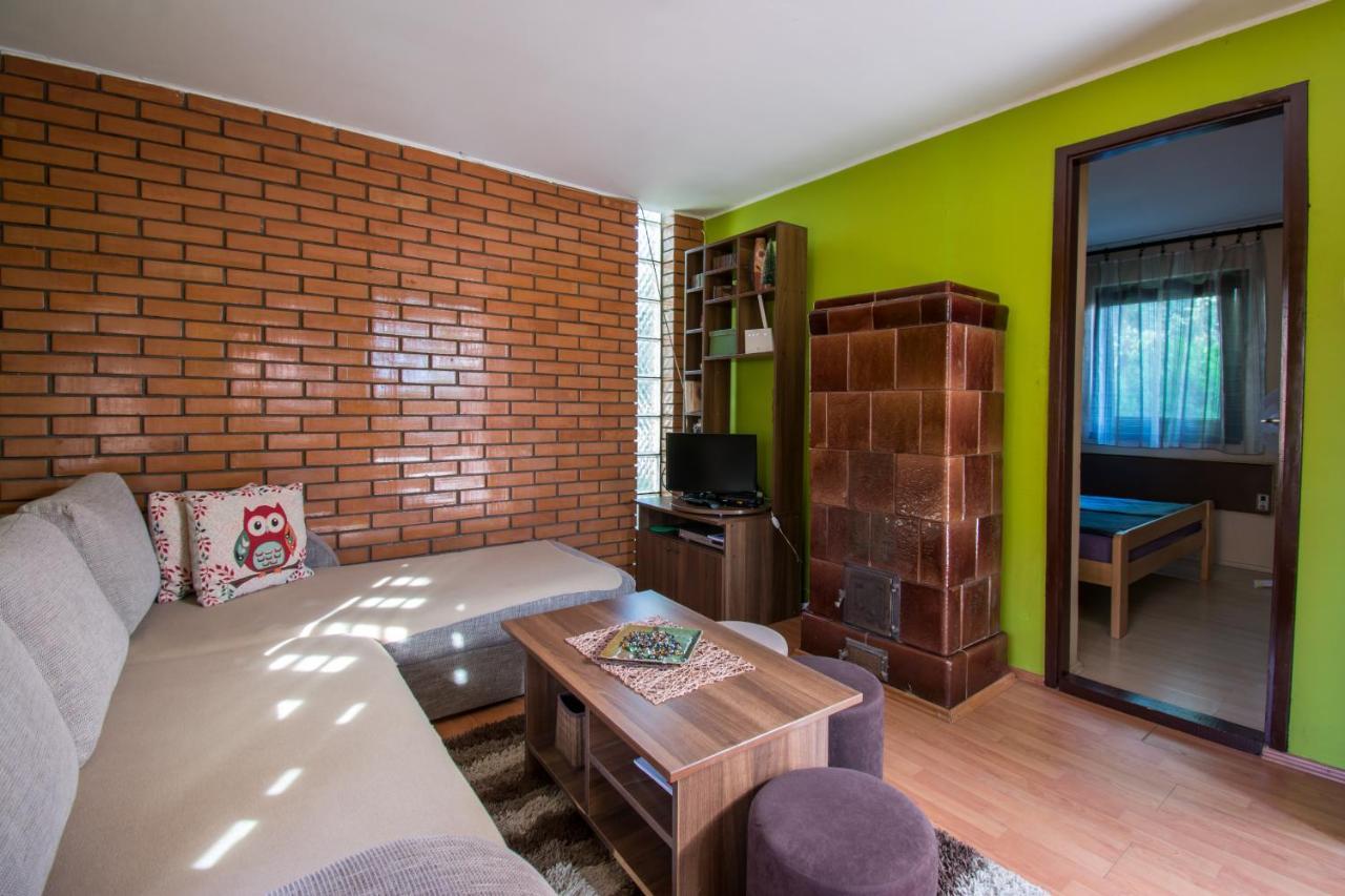 Semesterbostad Happy House Velika Remeta
